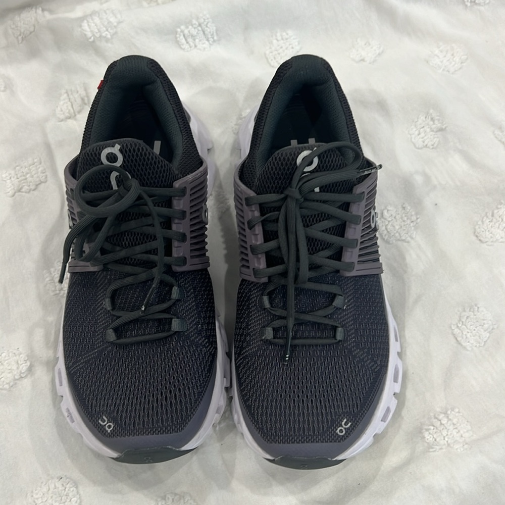 ON Cloudswift Sneakers SZ 6 women Shark / Shadow - Picture 15 of 15